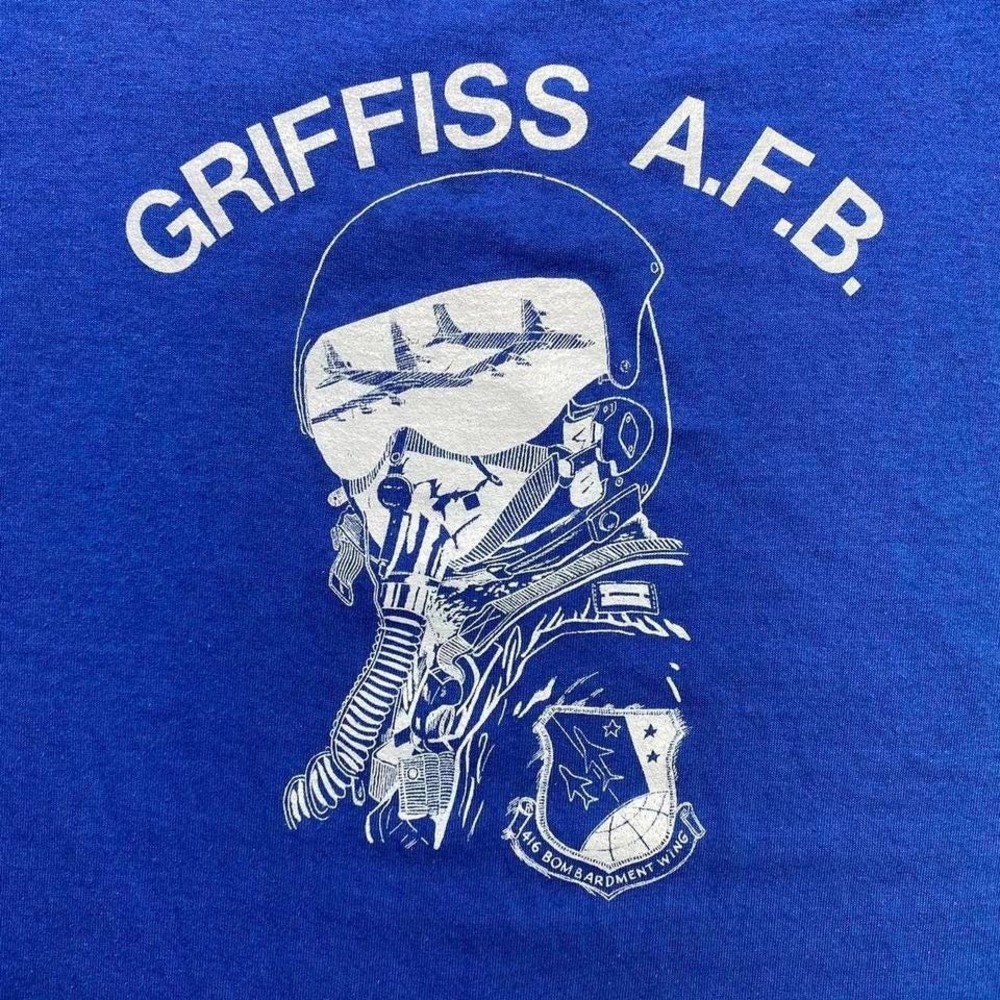 Vintage 80s Griffiss Air Force Base 416‎ Bombardment Wing shirt LARGE